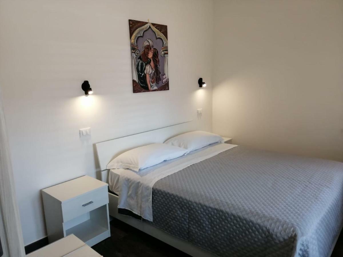 Opera Boutique Rooms Монреале Экстерьер фото