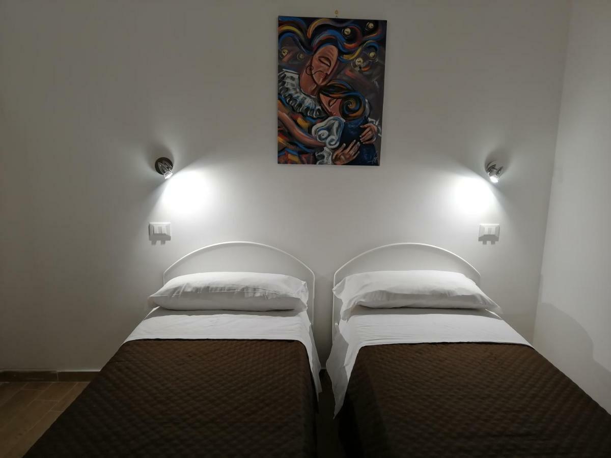 Opera Boutique Rooms Монреале Экстерьер фото