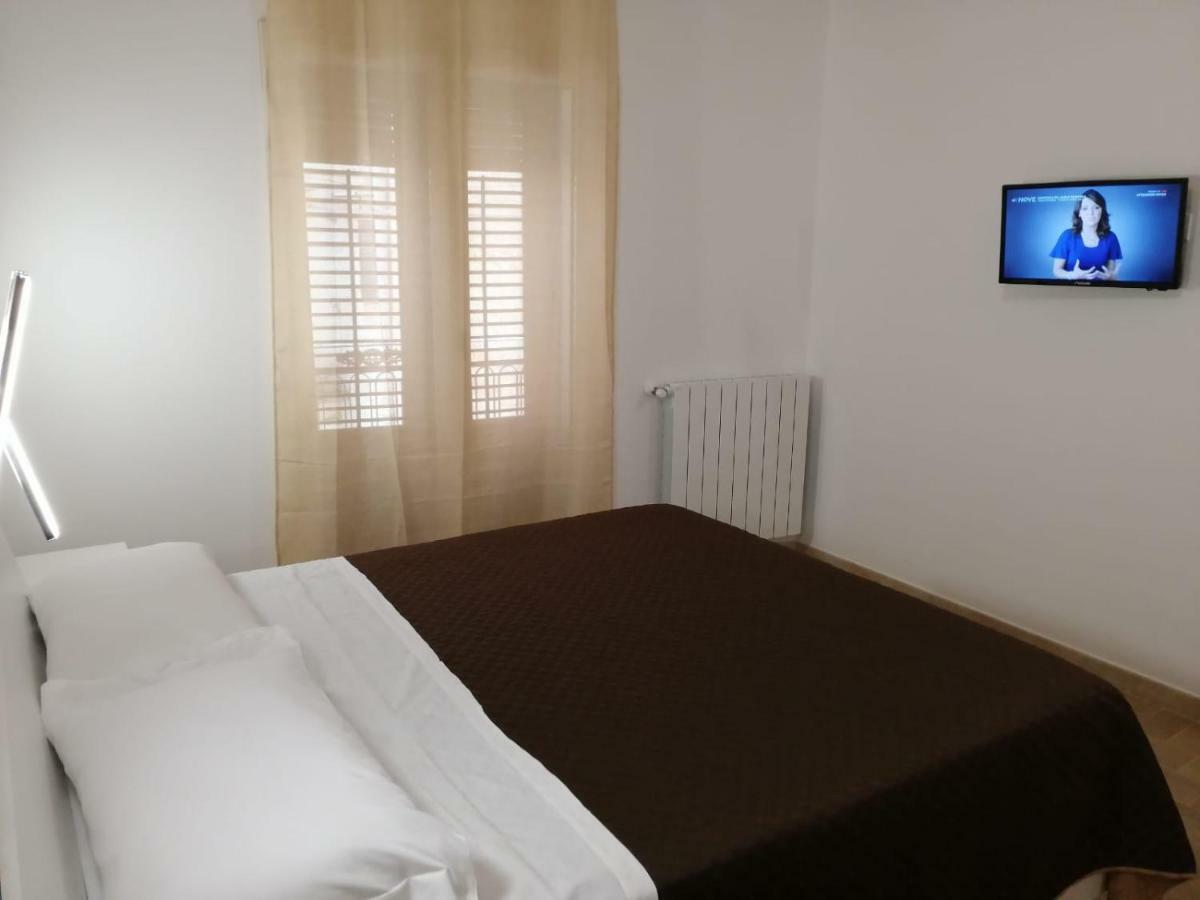 Opera Boutique Rooms Монреале Экстерьер фото