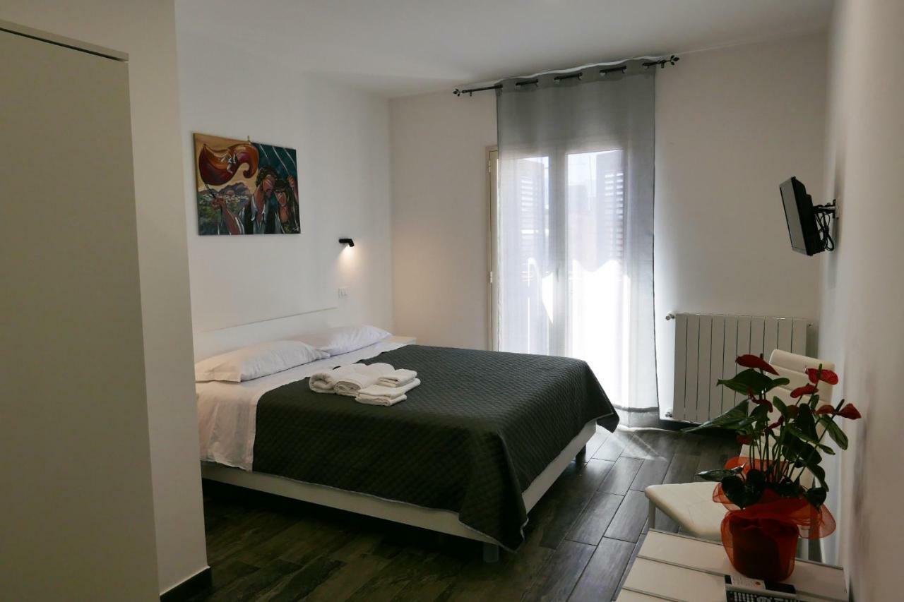 Opera Boutique Rooms Монреале Экстерьер фото